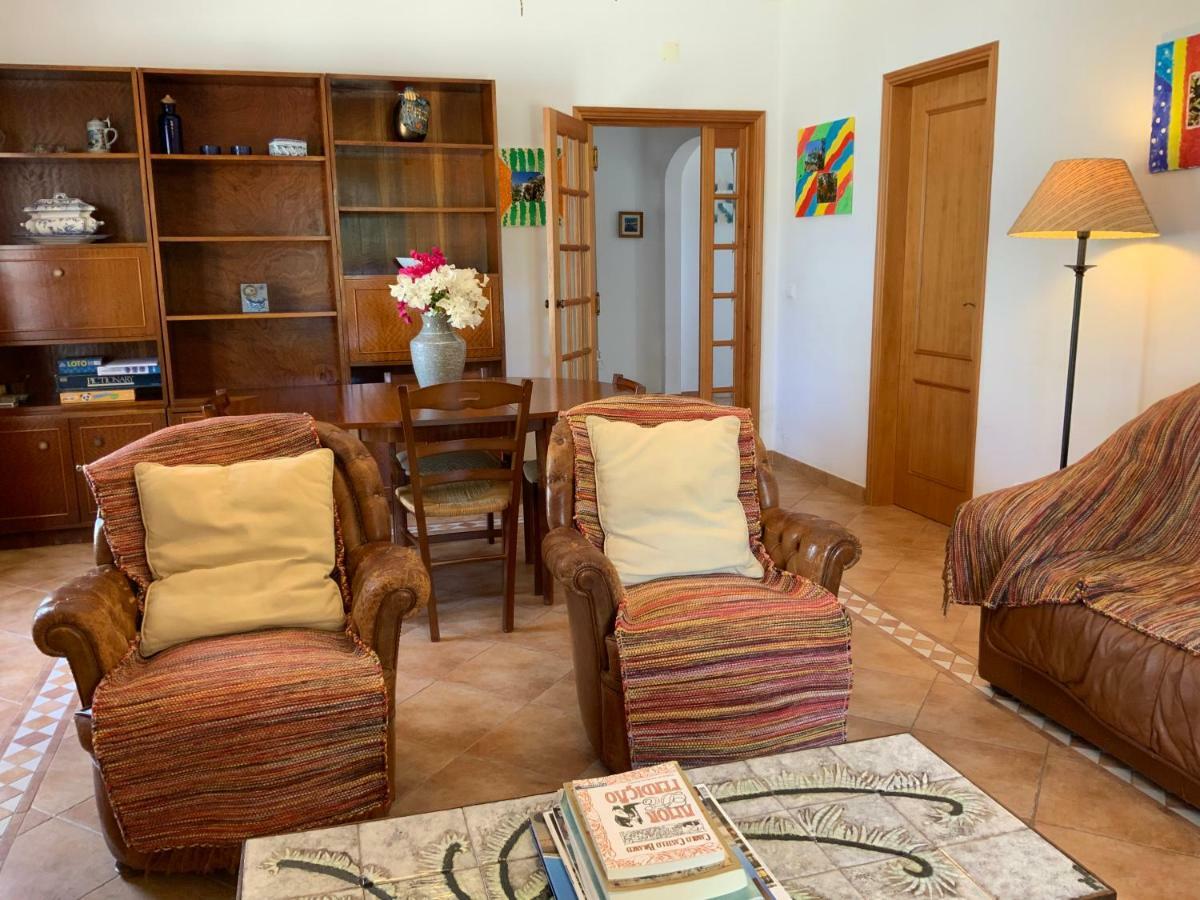 Guest House Alfarrobeiras Albufeira Exteriör bild